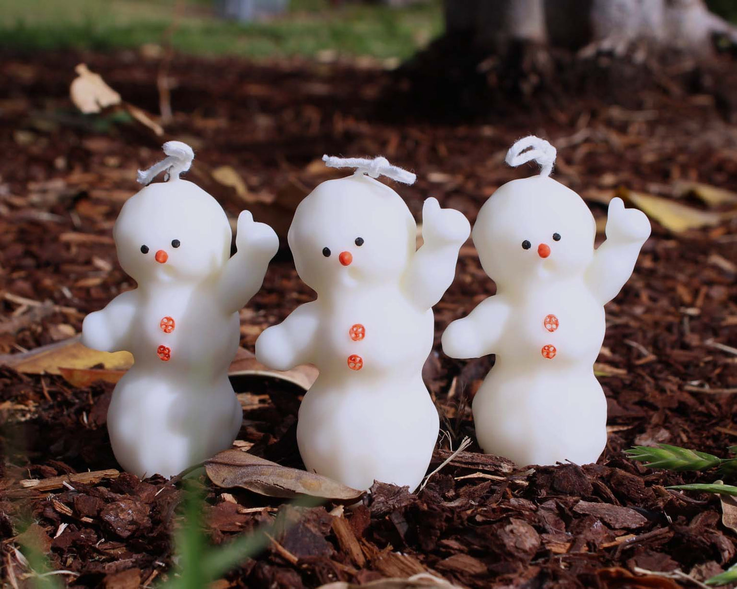 Thumbs Up Snowman Candle