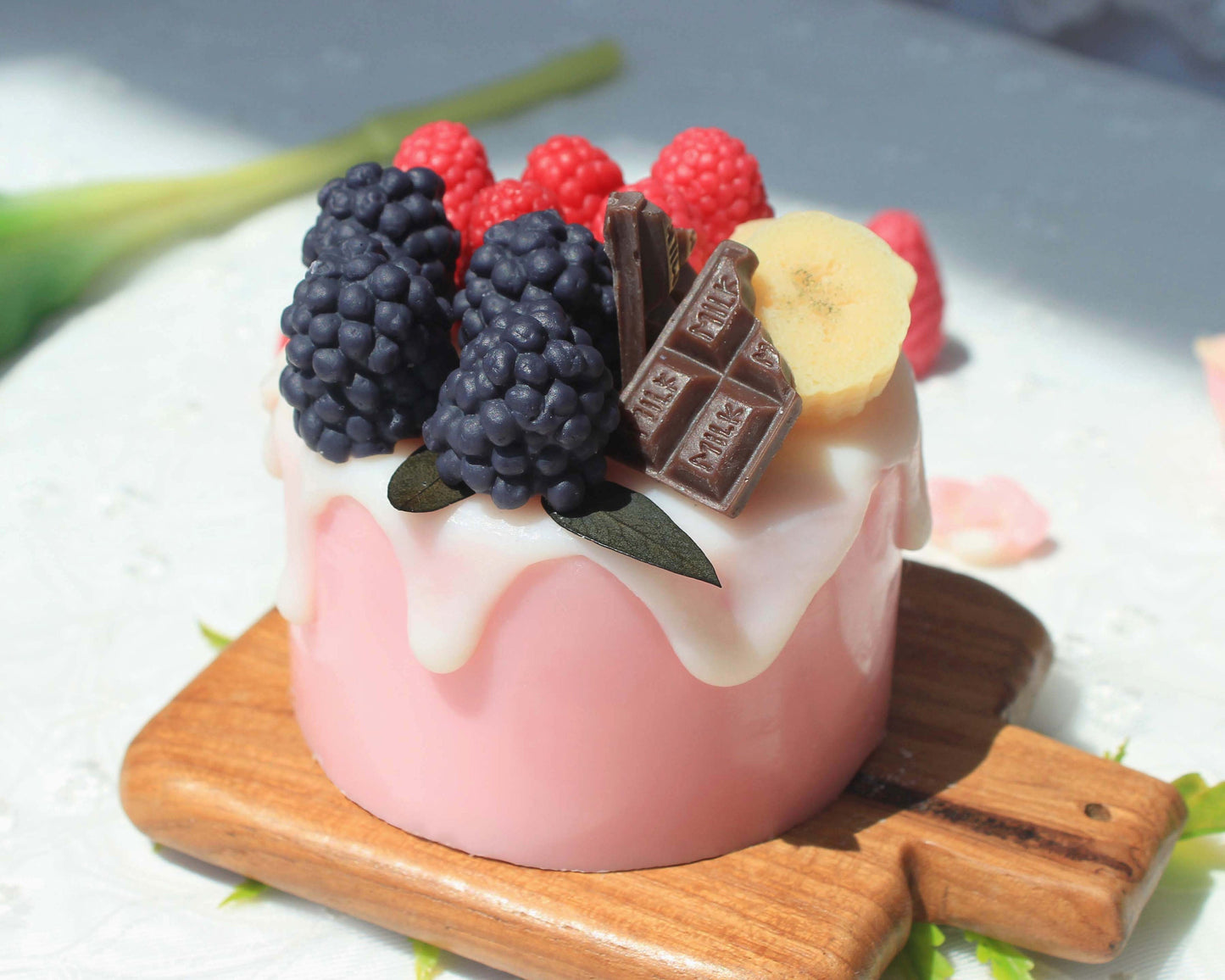 Fruit Cake Candle (Raspberry, Blackberry, Banana, Chocolate)