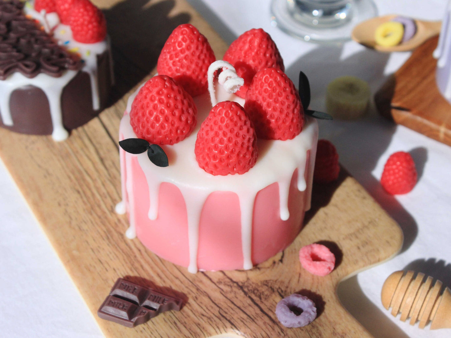 Round Strawberry Cake Candle