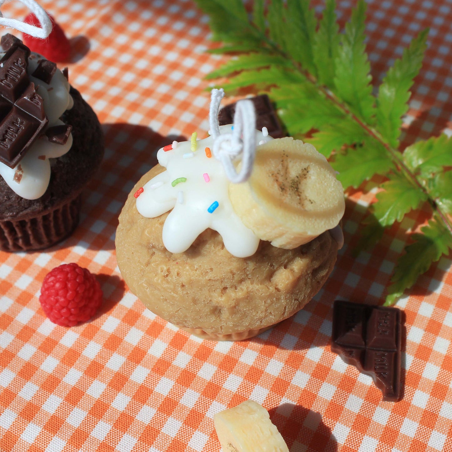 Muffin Candle (Chocolate, Raspberry, Banana)