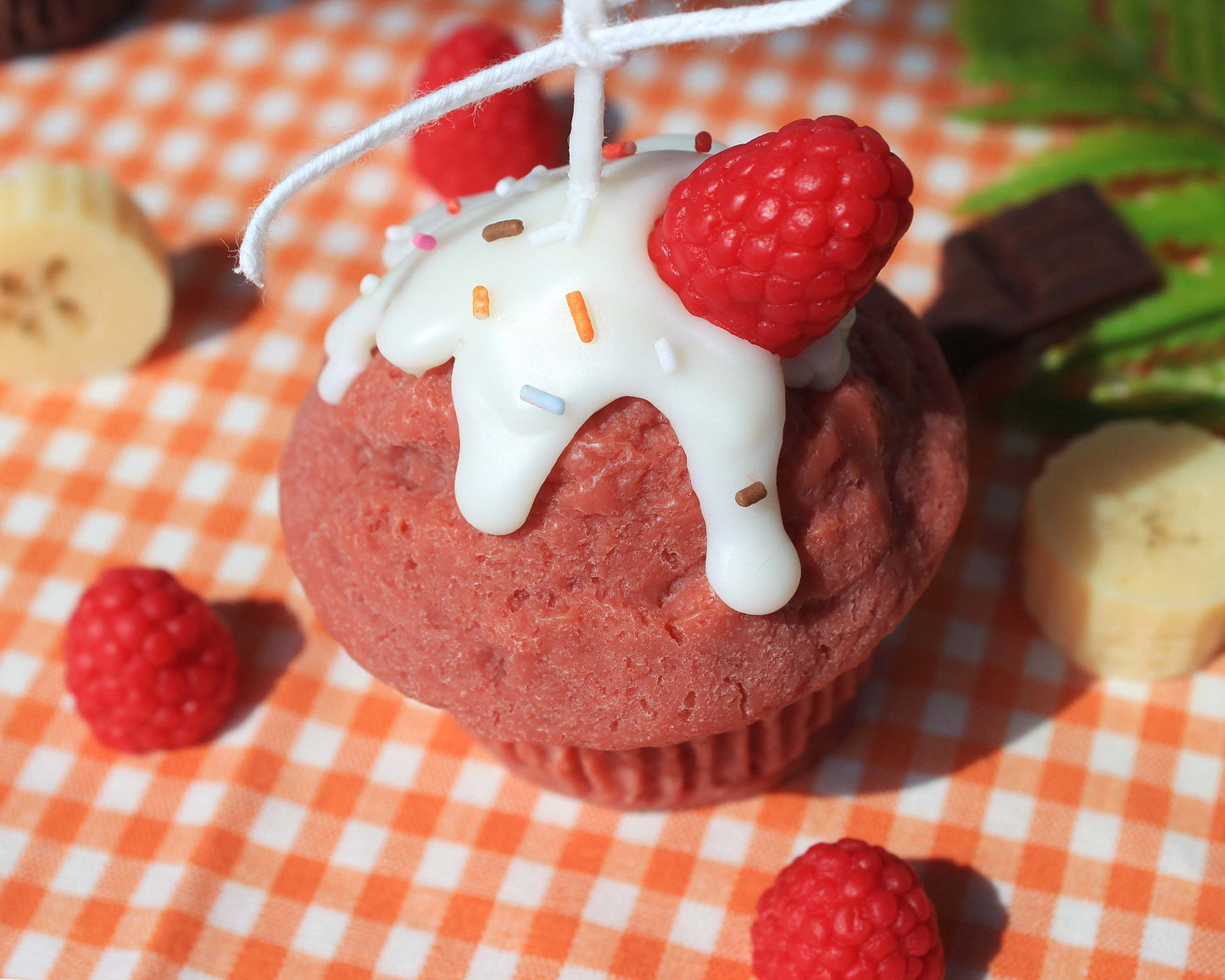 Muffin Candle (Chocolate, Raspberry, Banana)