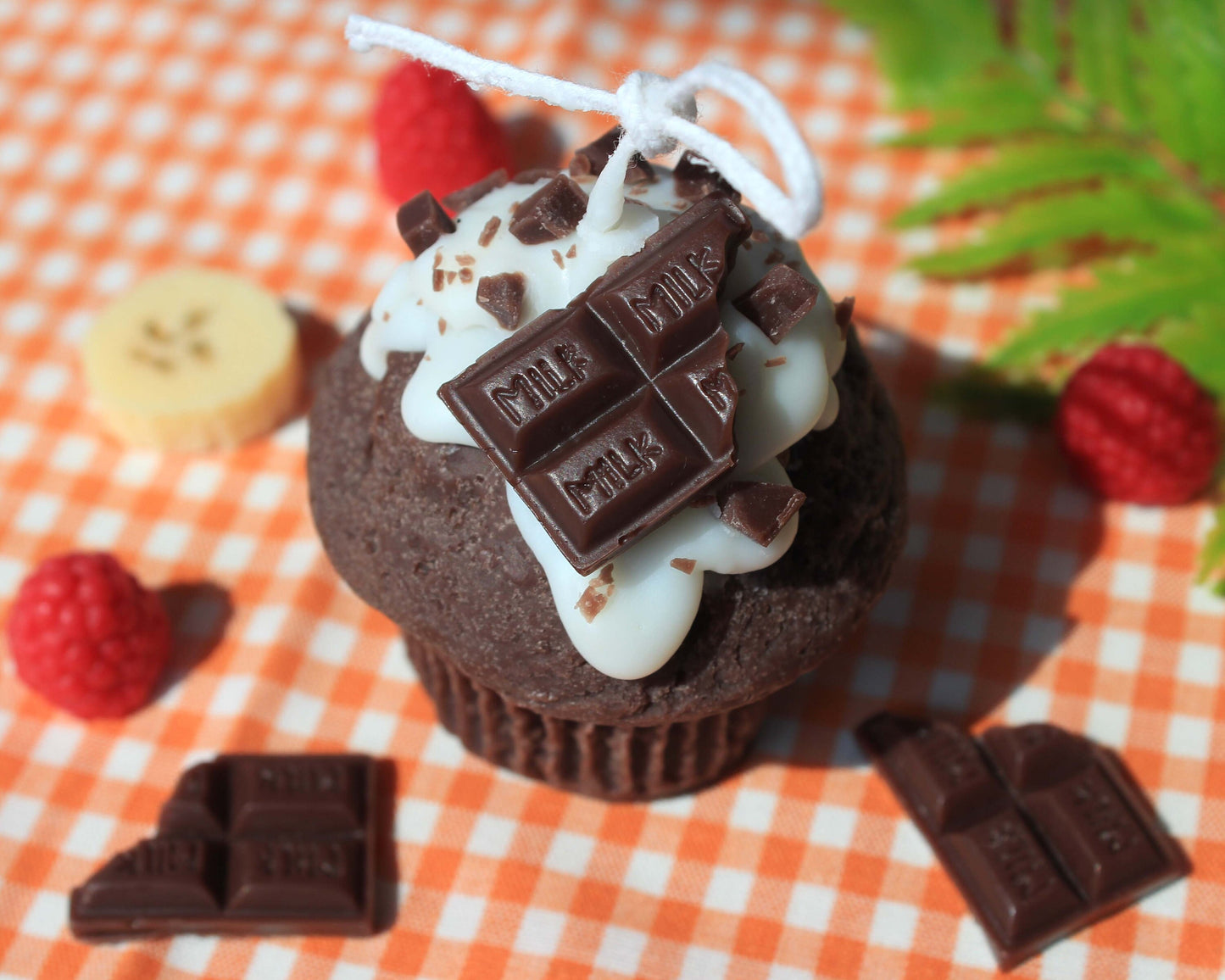 Muffin Candle (Chocolate, Raspberry, Banana)